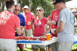 crawfish people gathered we heart FHR picnic